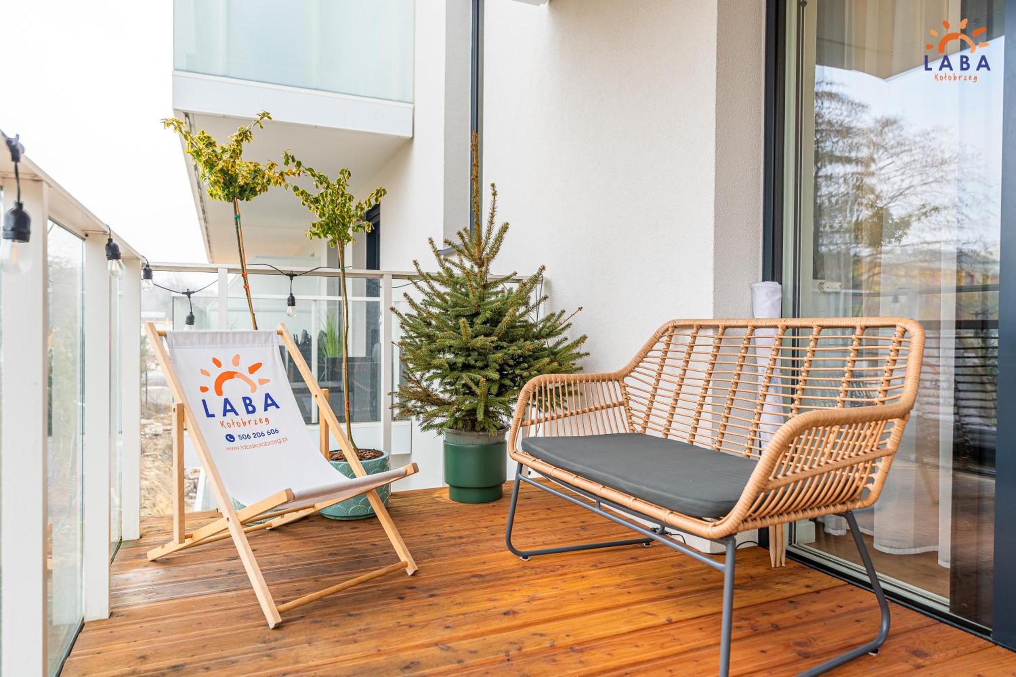 Laba Kolobrzeg Apartamenty Kollataja Z Parkingiem Exterior foto