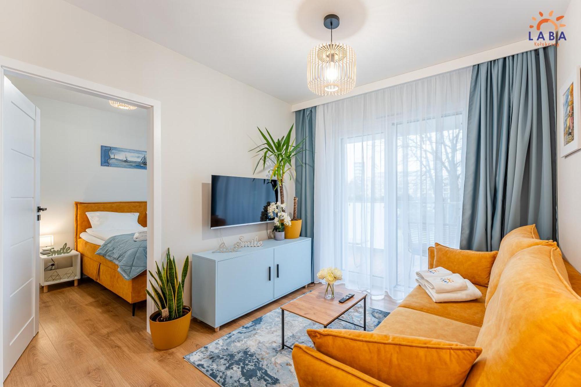 Laba Kolobrzeg Apartamenty Kollataja Z Parkingiem Exterior foto